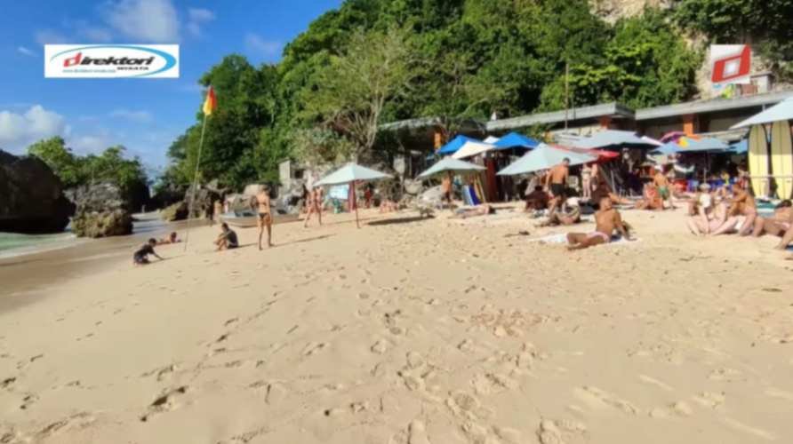 Sarana yang Ada di Teritori Wisata Pantai Padang Padang Bali