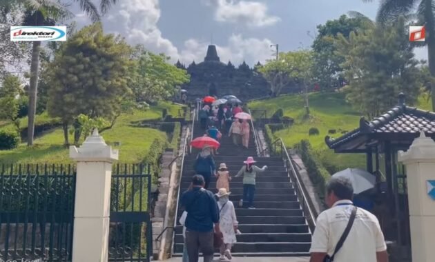 Candi Borobudur, Candi Buddha Paling besar di Dunia Favorite Pelancong