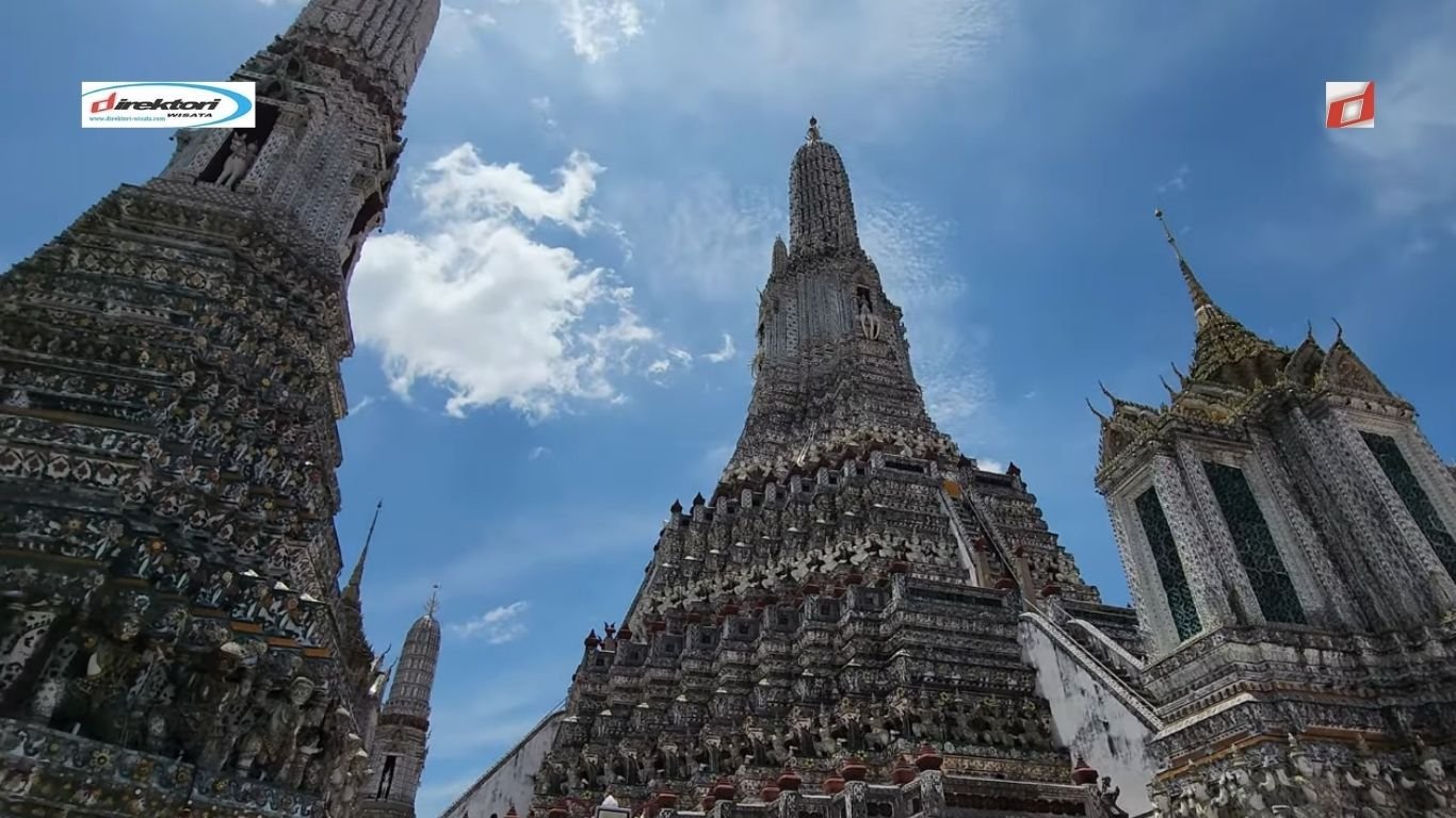 Wat Arun, Daya tarik Candi Buddha dengan Style Arsitektur Istimewa di Thailand