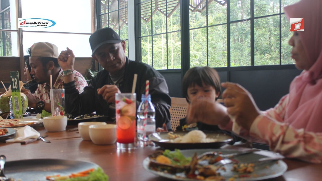 Bukber di Taman Safari Bogor: Nikmati Makan Bersama Sambil Menonton Show Gratis