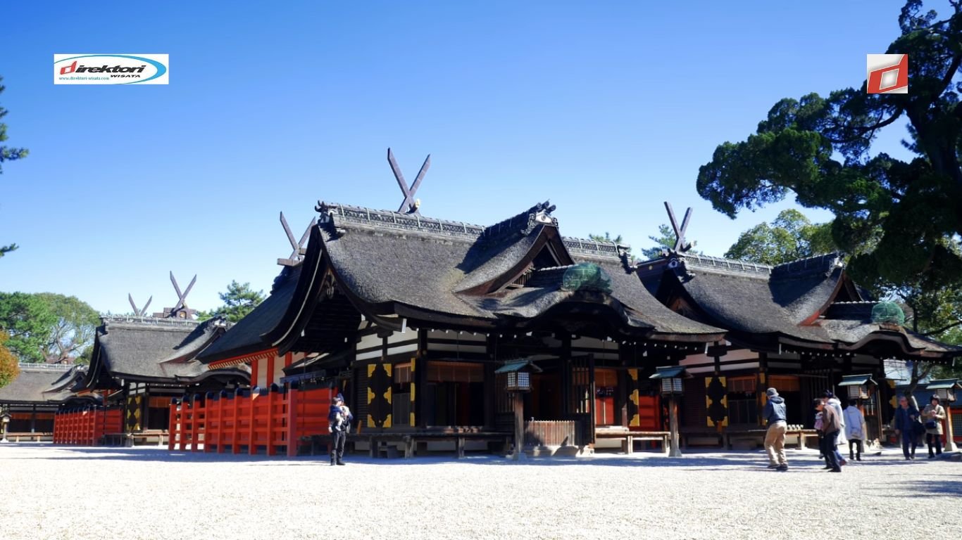 Kuil Sumiyoshi Taisha: Kuil Shinto Tertua dan Terpopuler di Osaka