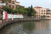 Menikmati Keindahan Kota Melalui Sungai Melaka
