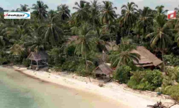 Harga Ticket Masuk dan Jam Operasional Wisata Pasir Timbul Pulau Siburu