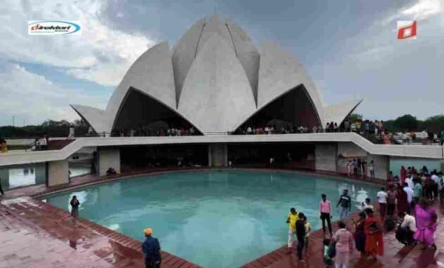 Tempat Spiritual Lotus Temple 