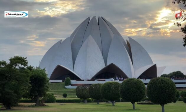 Lotus Temple: Pesona Spiritual di New Delhi