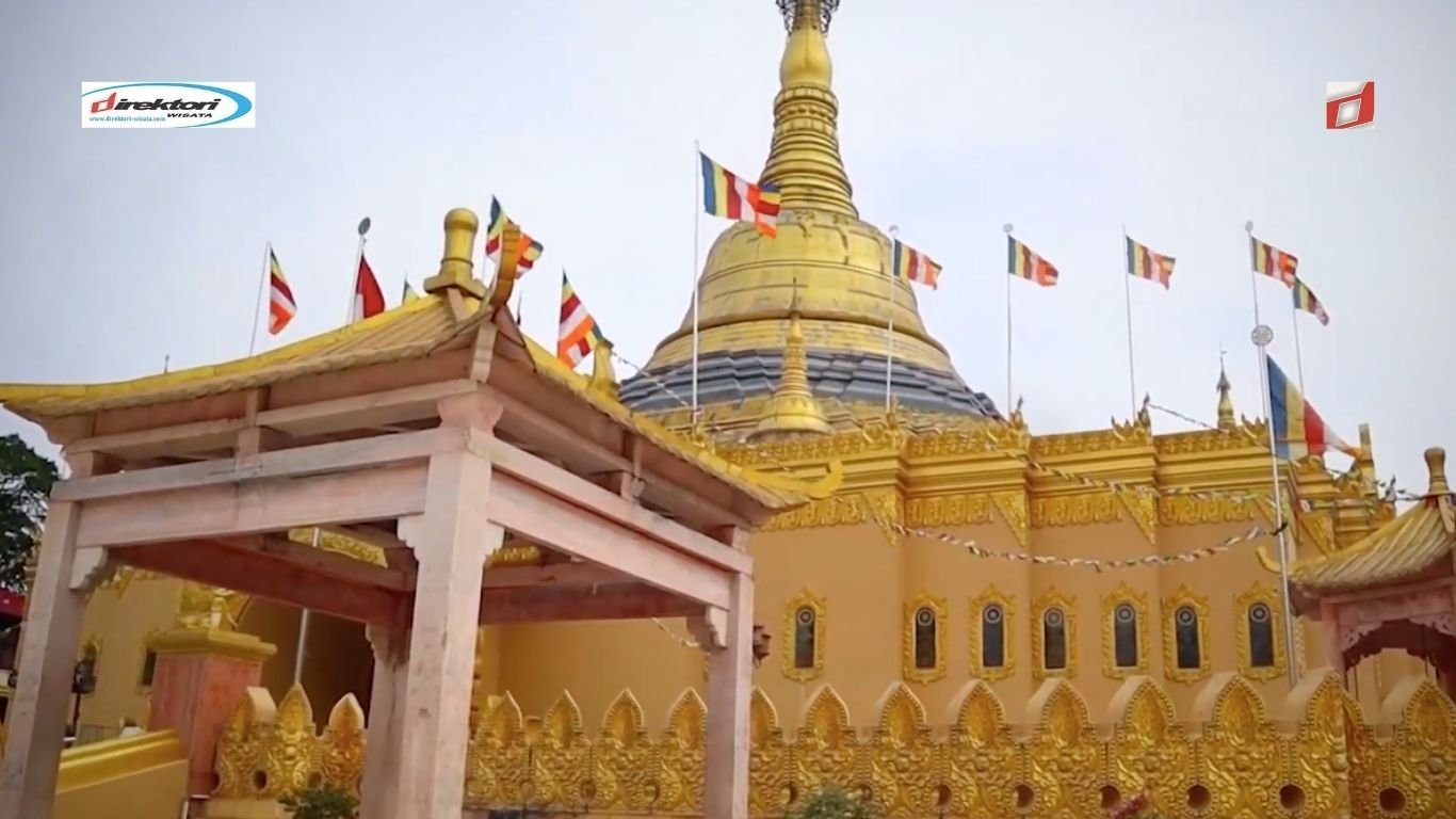 Taman Alam Lumbini, Taman Wisata Hits dengan Tiruan Pagoda Shwedagon di Karo