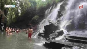 Air Terjun Kanto Lampo