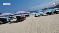 Pantai Selong Belanak: Destinasi Wisata Pantai dengan Jenis Dua Ombak di Lombok