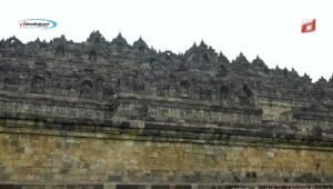 Candi Borobudur: Destinasi Wisata Pusataka Kolosal di Magelang, Jawa Tengah