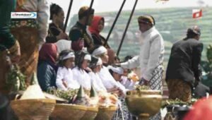 Ritual Pencukuran Rambut Gimbal