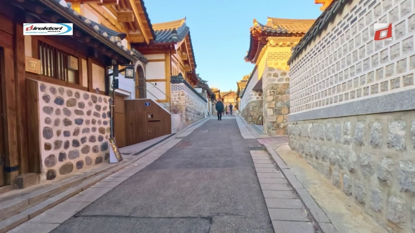 Bukchon Hanok Village: Destinasi Wisata Unggulan di Seoul