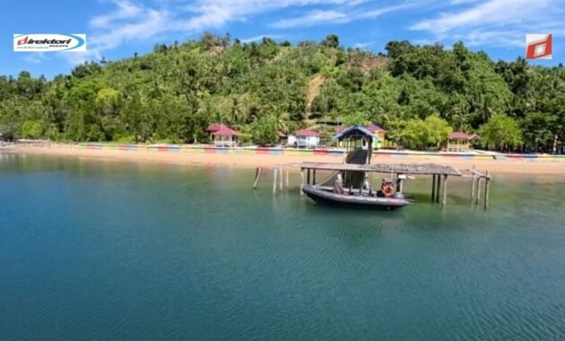 Pulau Lutungan: Menyaksikan Pusara Raja Tolitoli di Sulawesi Tengah