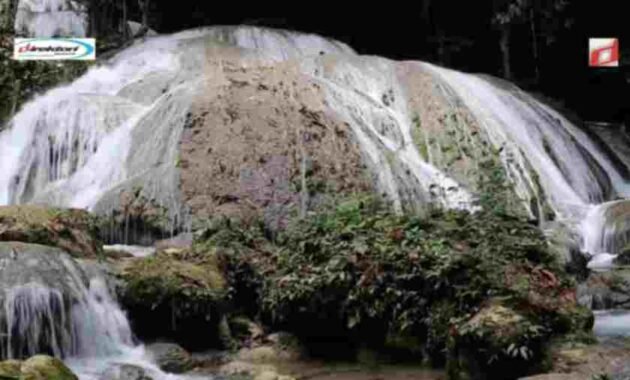 Keunikan Air Terjun Bertingkat