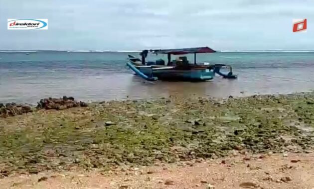 Pantai Karang Ranjang: Wisata Bikin Ketagihan di Banten