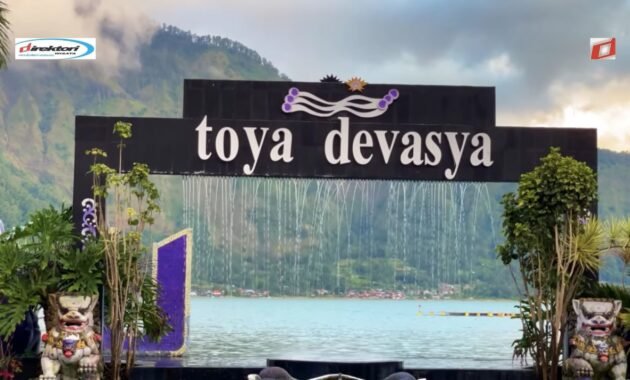 The Ayu Villa Toya Devasya: Penginapan Villa Bagus di Bali